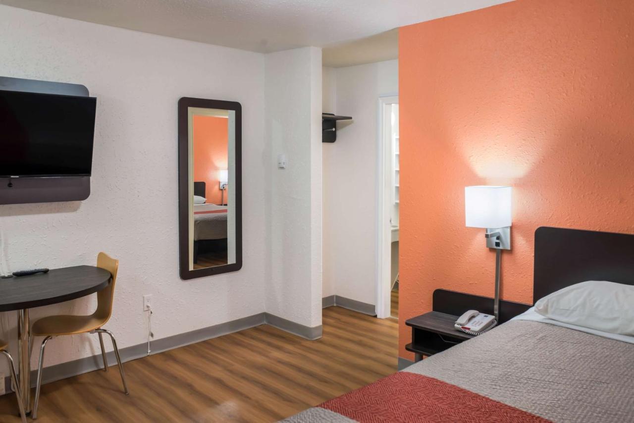 Motel 6-Fort St. John, Bc Esterno foto
